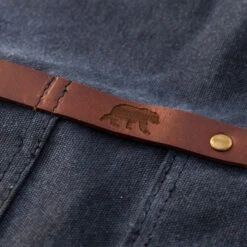 Tablier Barbecue Toile Waxée Alaskan Maker 547 - Bleu Marine 17 Tablier Barbecue Toile Waxée Alaskan Maker 547 - Bleu Marine -Grill Passion Promos Boutique tablier alaskan maker 547 bleu marine 7